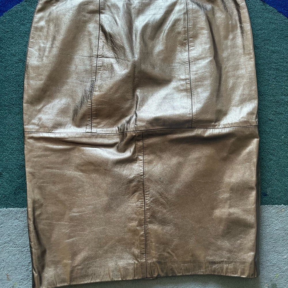 Metallic silver Leather Pencil Skirt